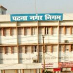 बाजार में भारी हलचल: सोने और चांदी की कीमतों में ऐतिहासिक गिरावट, निवेशकों में मची खलबली