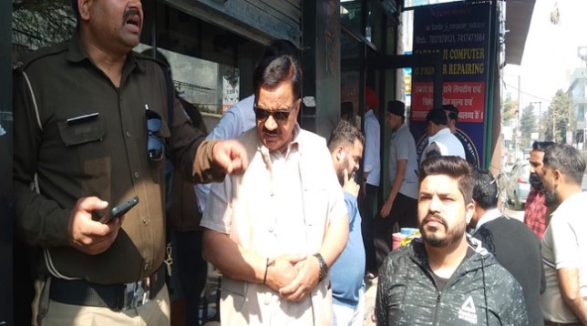 संदेह के घेरे में कारोबारी को लगी गोली: रुद्रपुर के ‘शू विला’ में मिली अवैध पिस्टल, सीसीटीवी मिले बंद; जांच में जुटी पुलिस