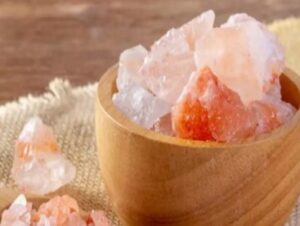 क्या ‘हेल्दी’ समझकर खाया जाने वाला सेंधा नमक बढ़ा रहा है हार्ट अटैक का खतरा? जानें कार्डियोलॉजिस्ट की राय